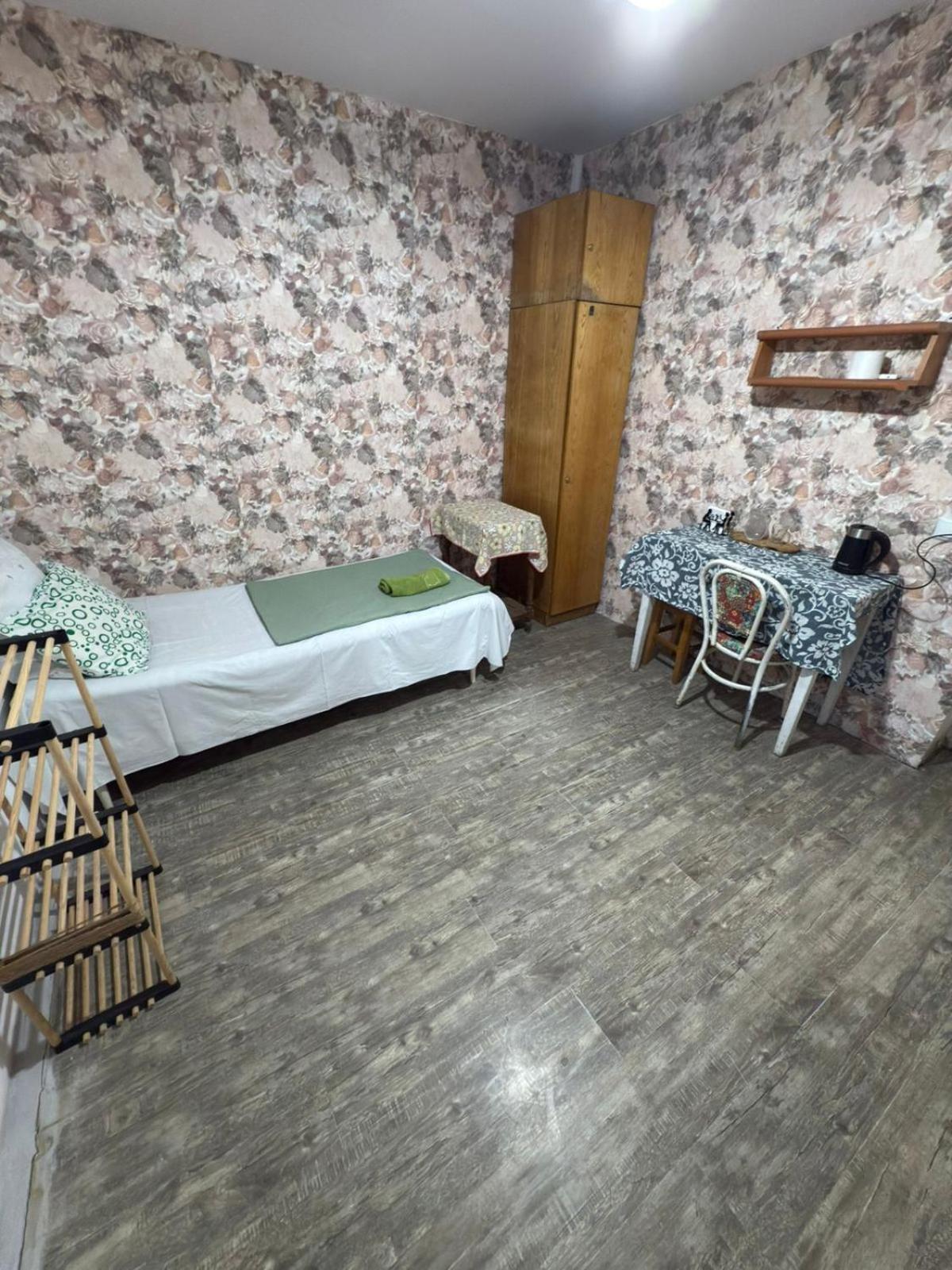 Guest House Nise Tbilisi Exterior foto
