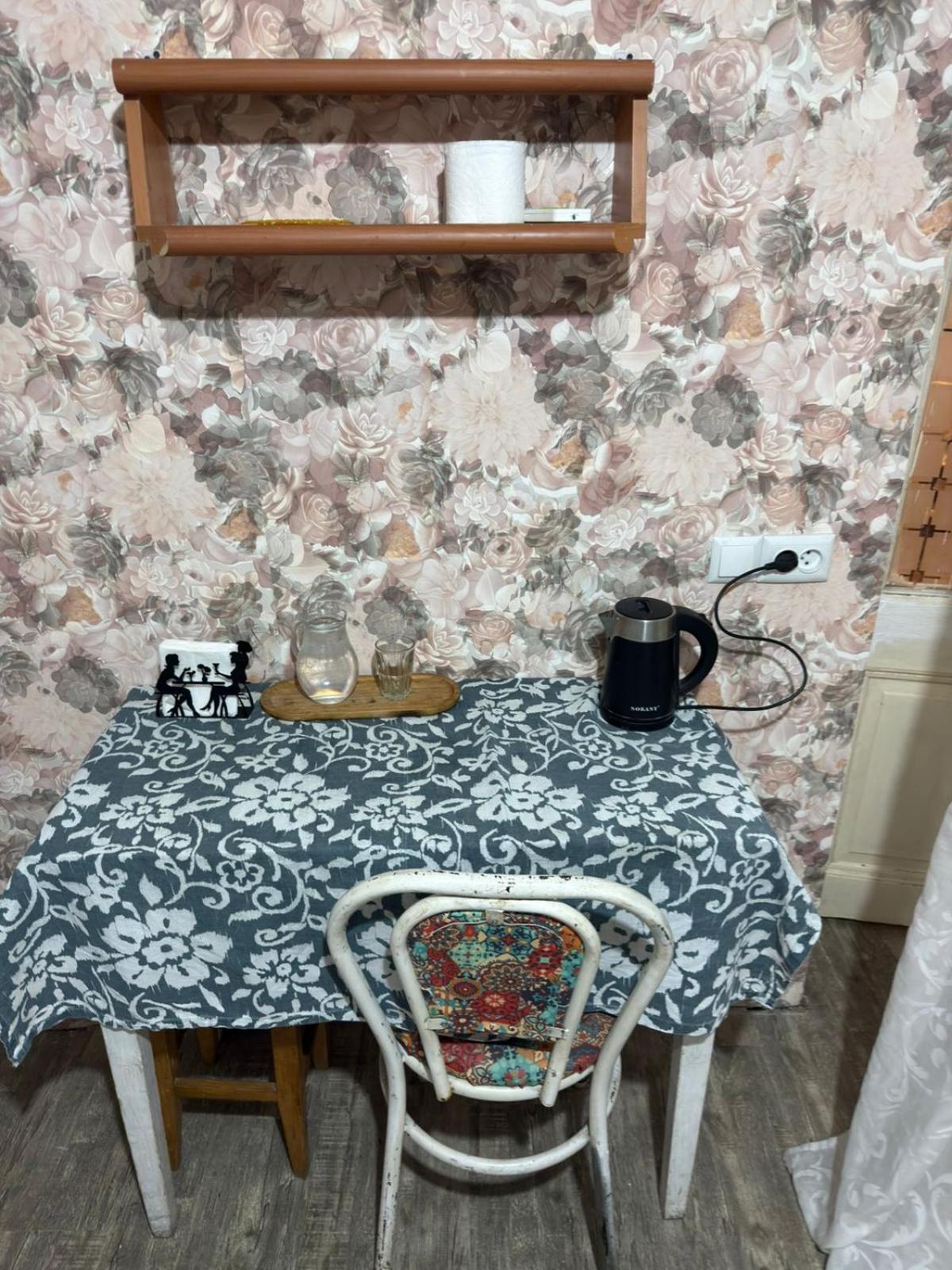 Guest House Nise Tbilisi Exterior foto